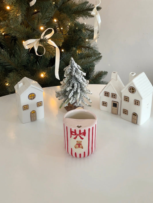 Winter take away cup