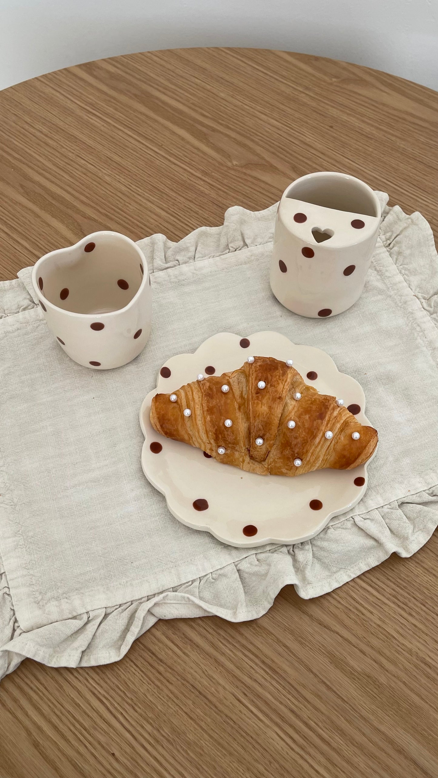 Polka dots cup 🤎
