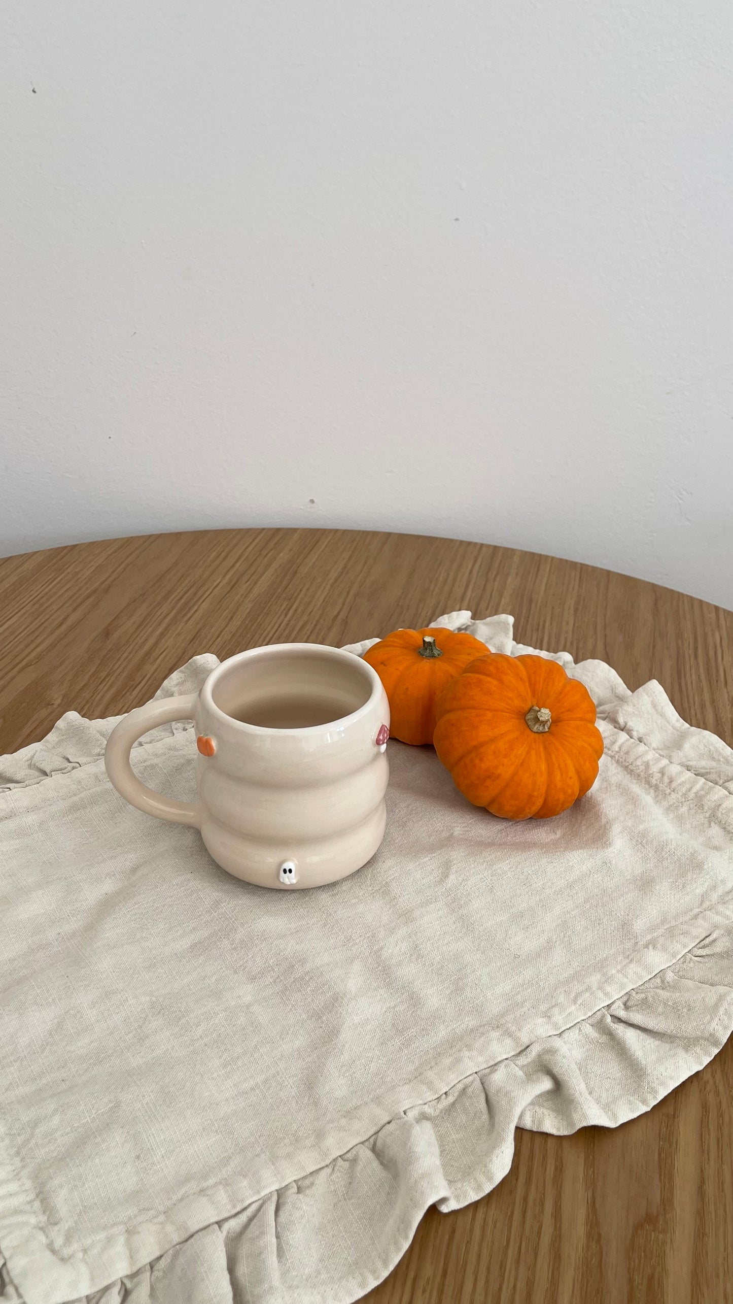 Wavy autumn mug 🧡❤️🤍