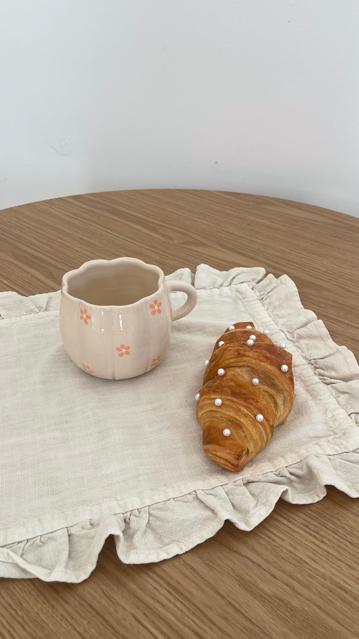 Bloom pumpkin mug 🧡