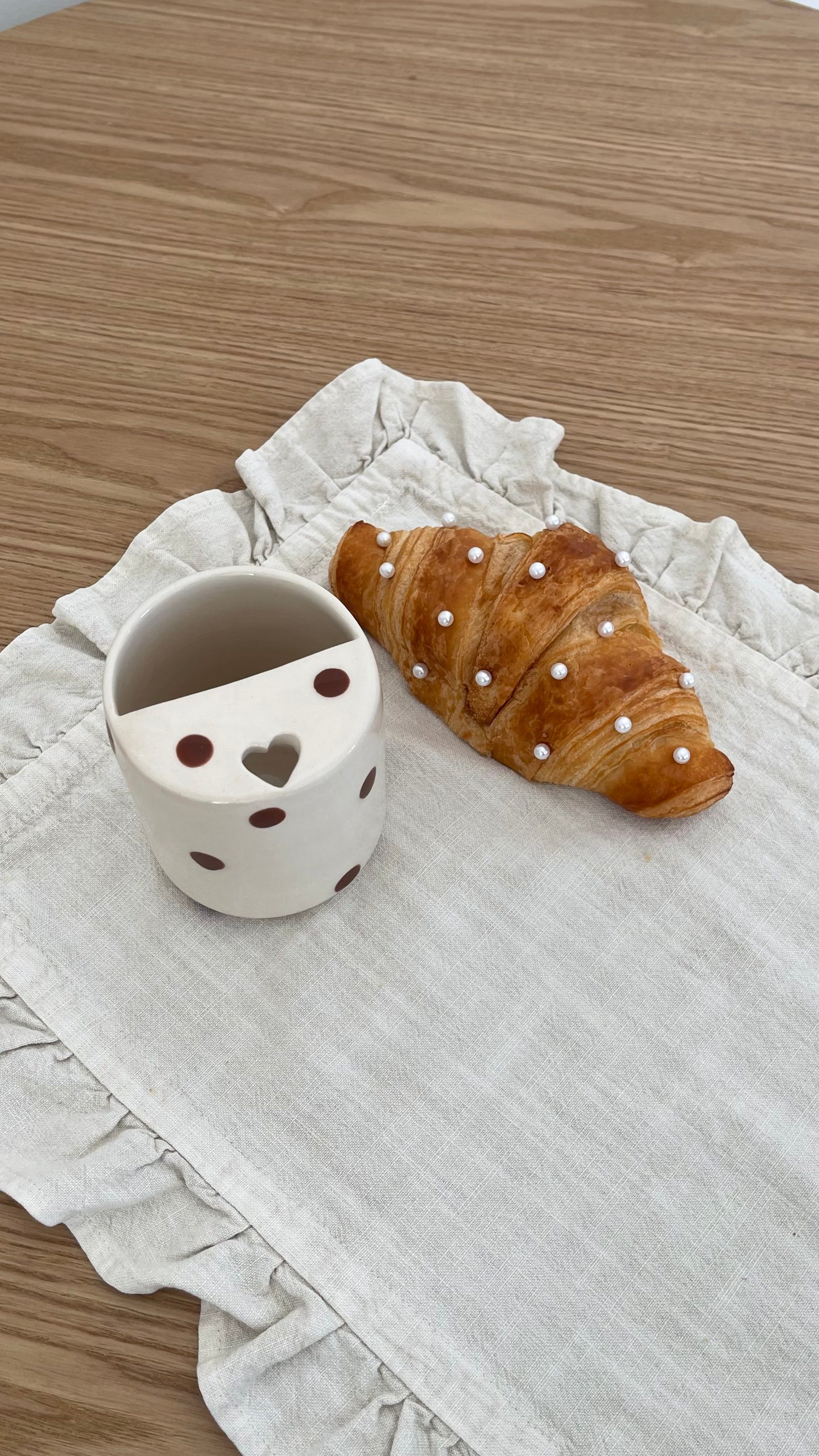 Polka dots cup 🤎