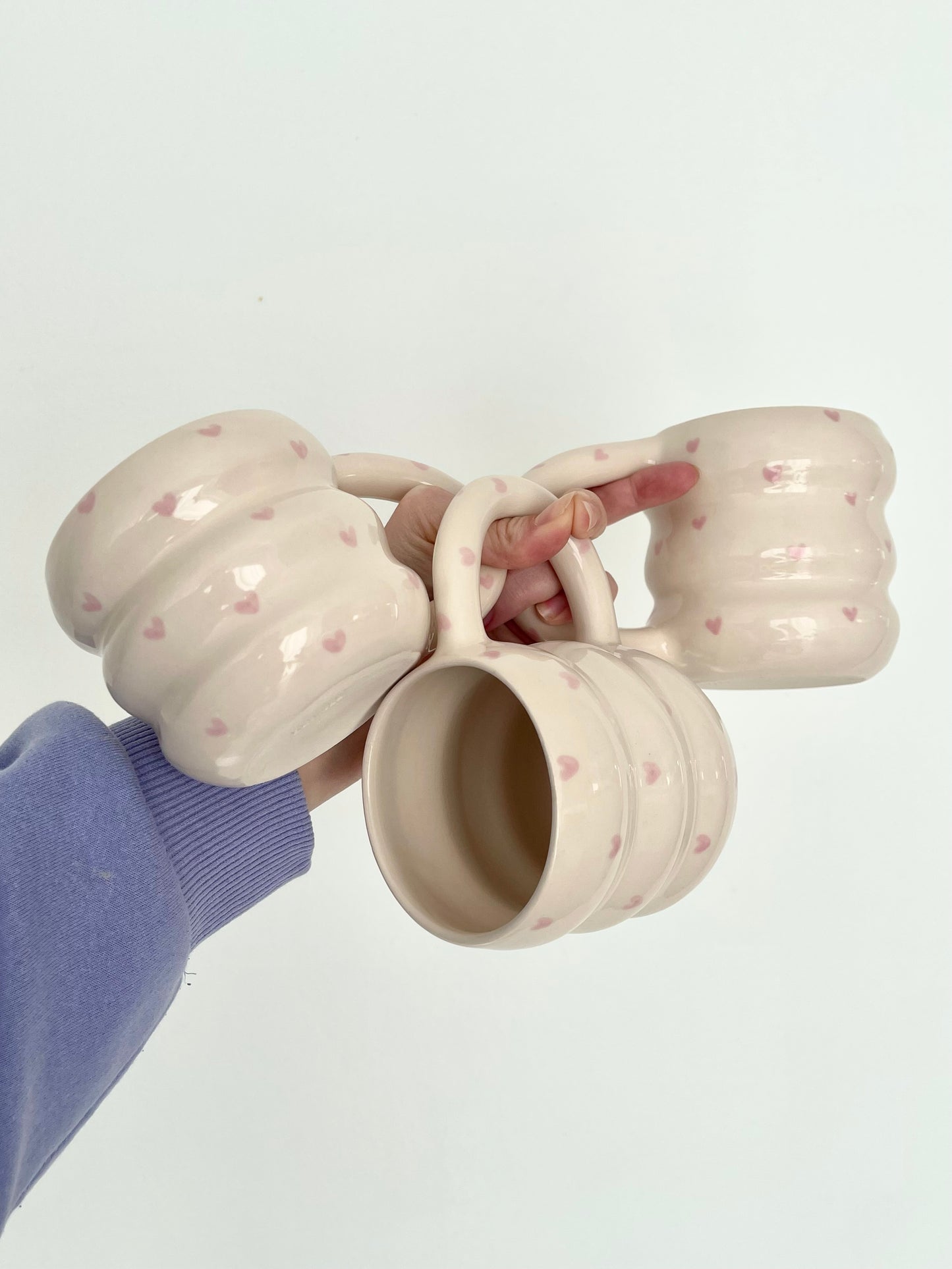 Preorder: Wavy mug 🩷
