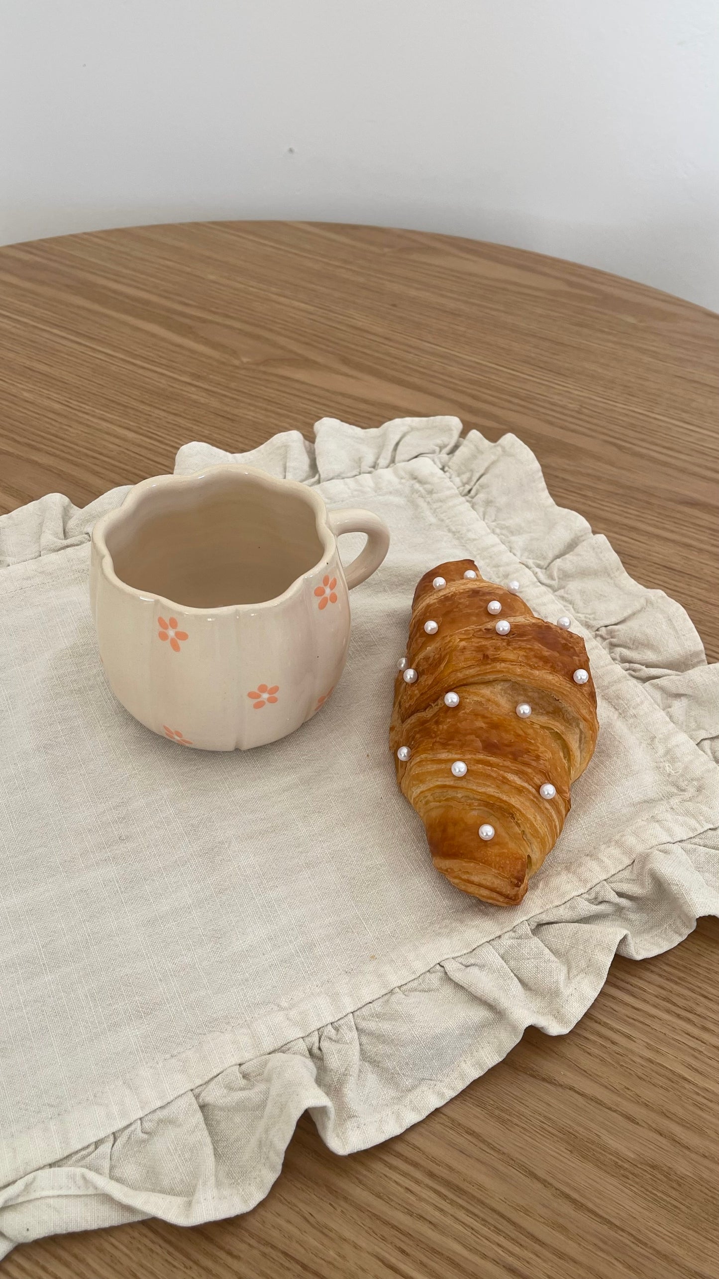 Bloom pumpkin mug 🧡
