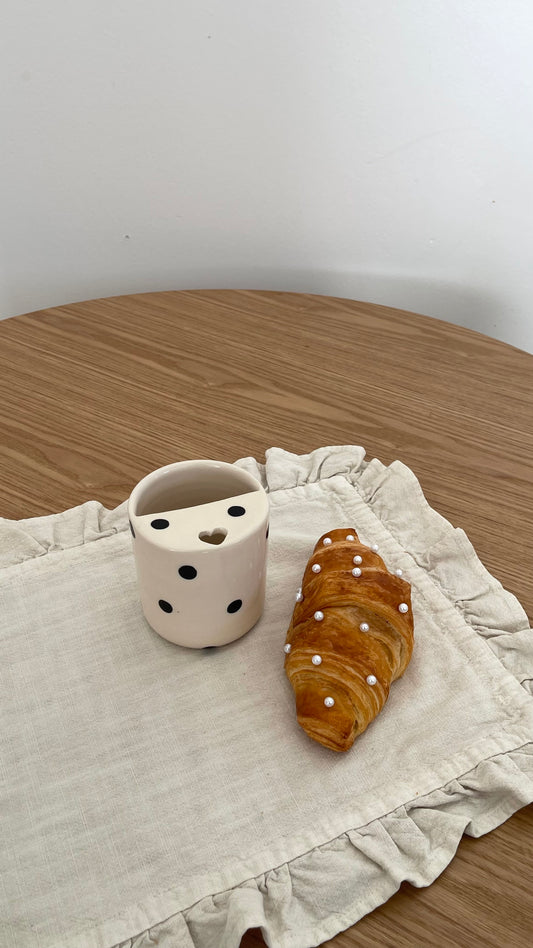 Polka dots cup 🖤