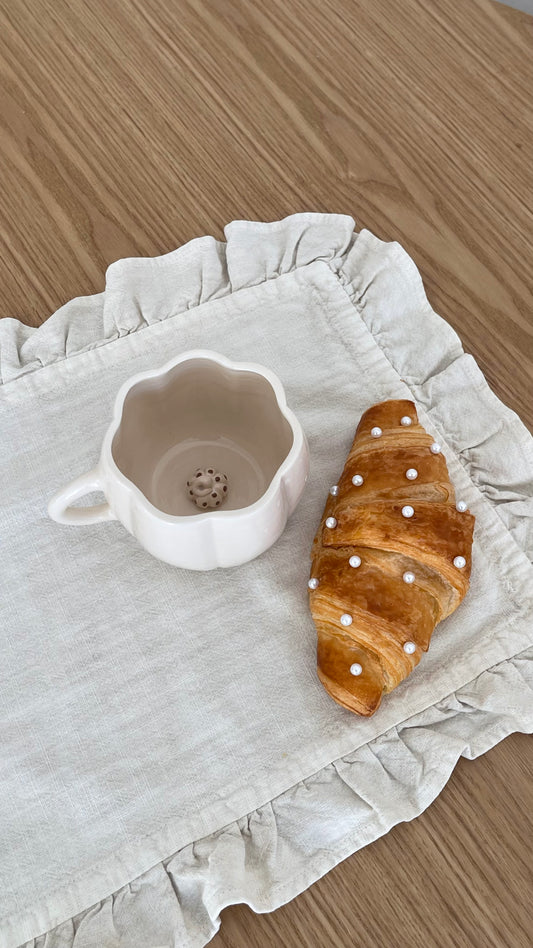 Hidden pumpkin mug 🤍🤎