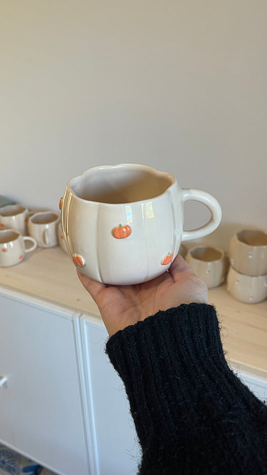 Pumpkin mug 🧡💚