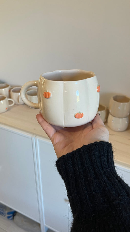 Pumpkin mug 🧡💚