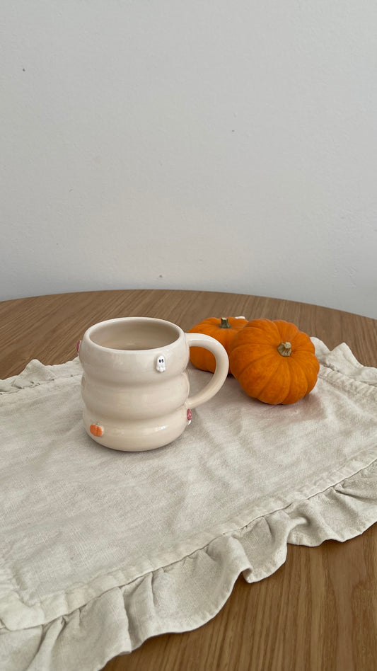 Wavy autumn mug 🧡❤️🤍