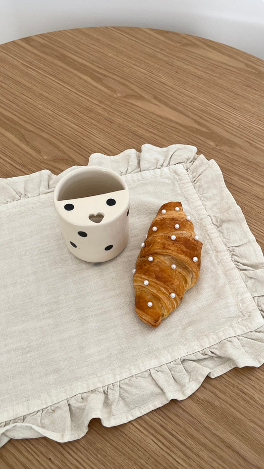 Polka dots cup 🖤